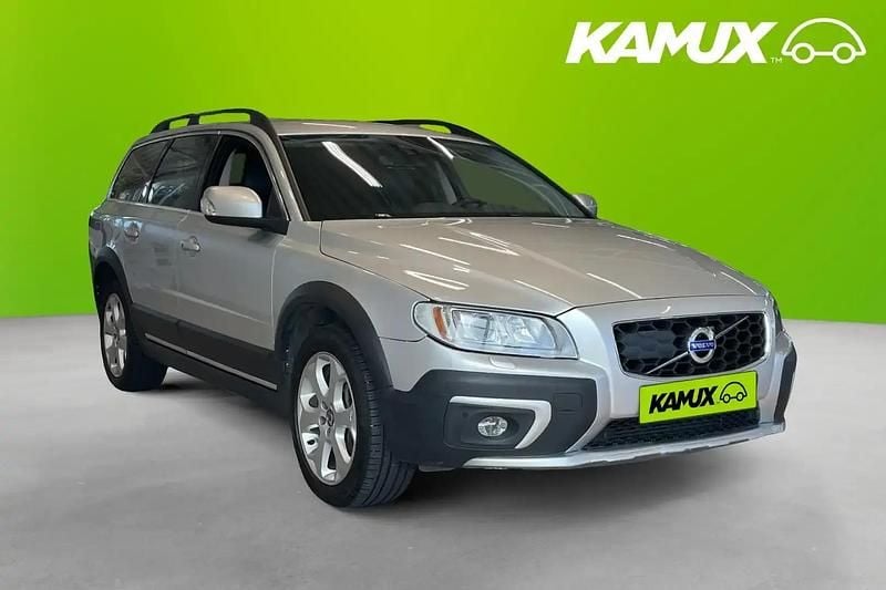 Silver/grå Begagnad 2016 Volvo XC70 Summum SUV | 264 800 kr (Lite dyr) - Bild 1/4