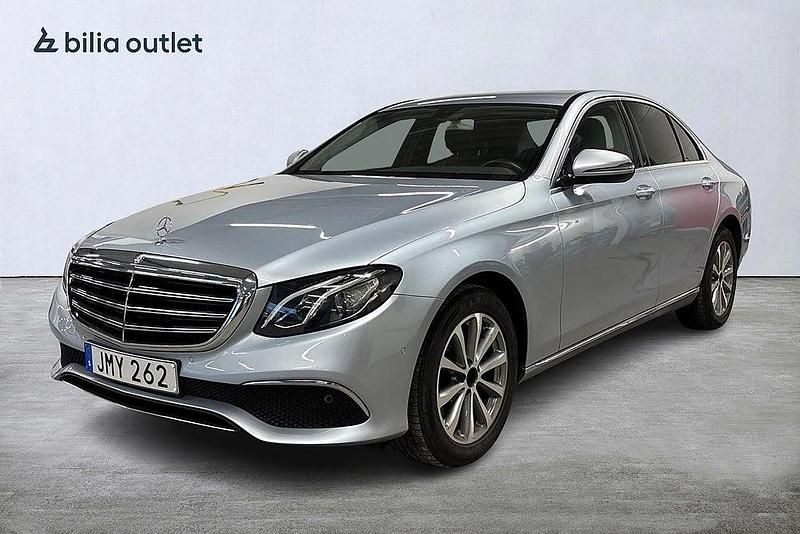 Silver Begagnad 2016 Mercedes E220 Exclusive Sedan | 239 800 kr (Marknadspris) - Bild 1/4