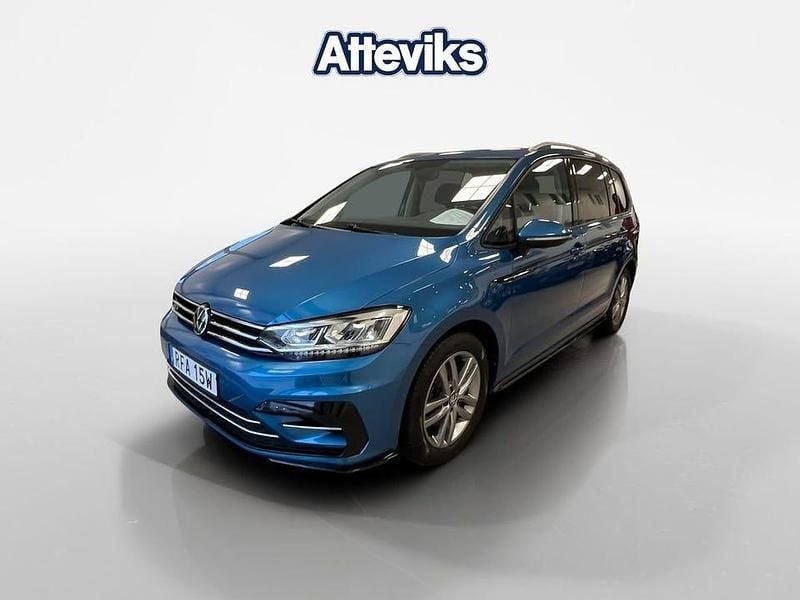 Begagnad VW Touran R-line 151 HK (111 kW) 2022 Blå Minibuss
