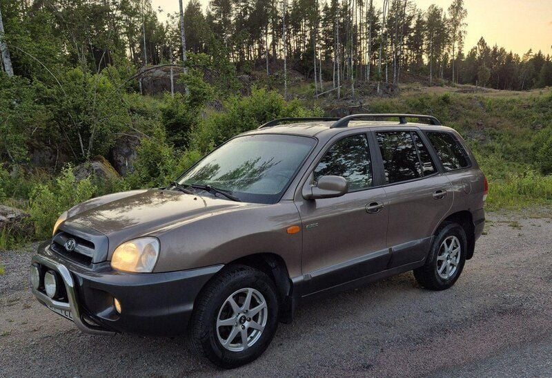 Brun Begagnad 2006 Hyundai Santa Fe SUV | 17 999 kr (Bra pris) - Bild 1/4