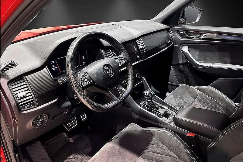 Begagnad Skoda Kodiaq SportLine 190 HK (139 kW) 2020 Röd SUV