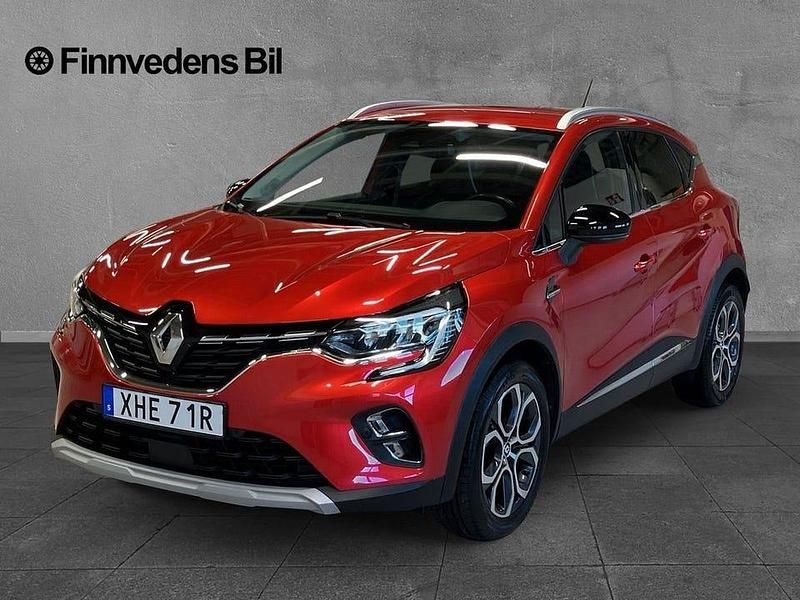 Röd Begagnad 2022 Renault Captur Intens SUV | 179 000 kr (Marknadspris) - Bild 1/4
