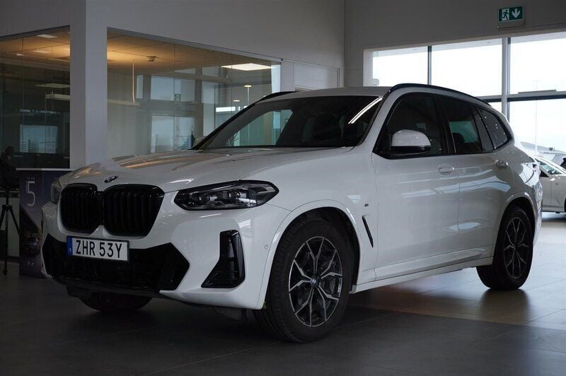 Vit Begagnad 2024 BMW X3 M Sport SUV | 569 900 kr - Bild 1/4