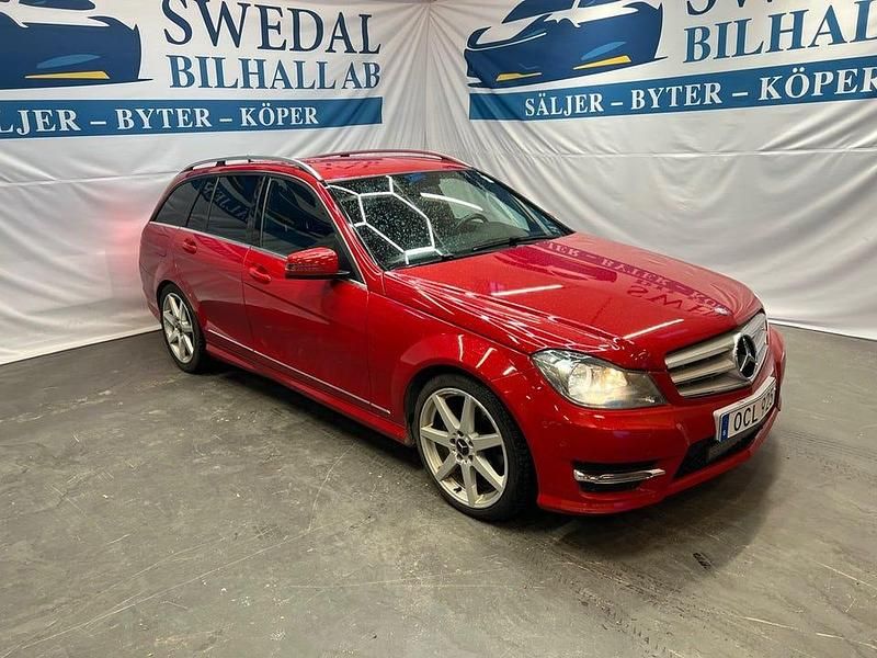 Röd Begagnad 2013 Mercedes C220 AMG Kombi | 124 800 kr (Marknadspris) - Bild 1/4