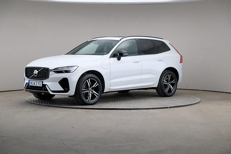 Vit Begagnad 2021 Volvo XC60 R-Design SUV | 479 000 kr (Lite dyr) - Bild 1/4