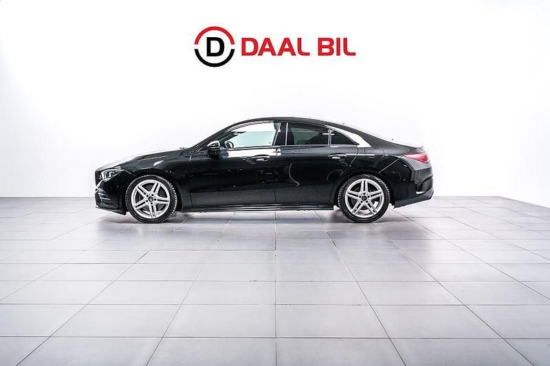 Svart Begagnad 2019 Mercedes CLA250 AMG Sedan | 329 700 kr (Marknadspris) - Bild 1/4