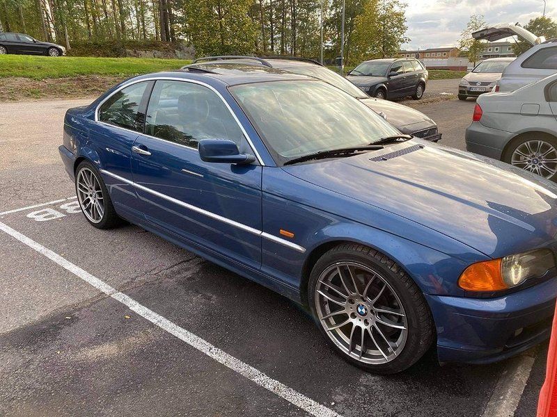 Blå Begagnad 2000 BMW 328 Sportkupé | 29 500 kr - Bild 1/1