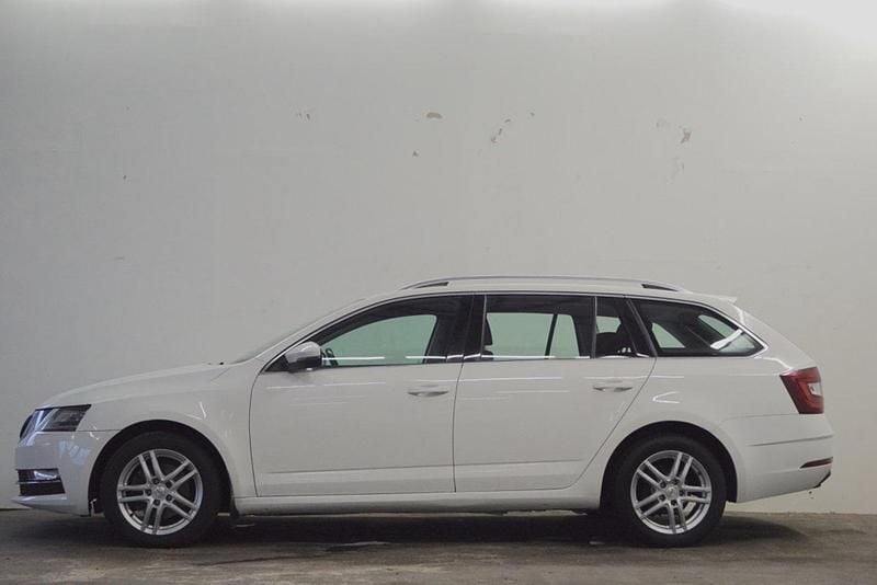 Begagnad Skoda Octavia G-TEC Style 131 HK (96 kW) 2019 Vit Kombi