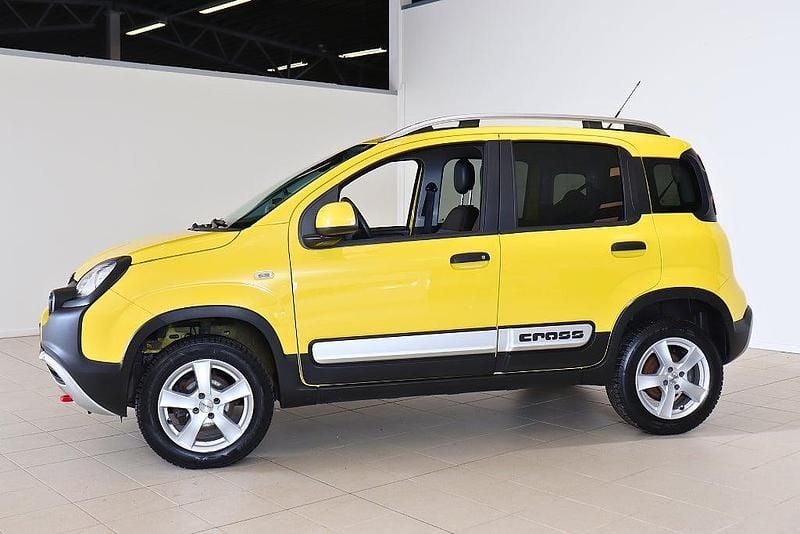 Begagnad Fiat Panda Cross Cross 86 HK (63 kW) 2019 Gul Halvkombi