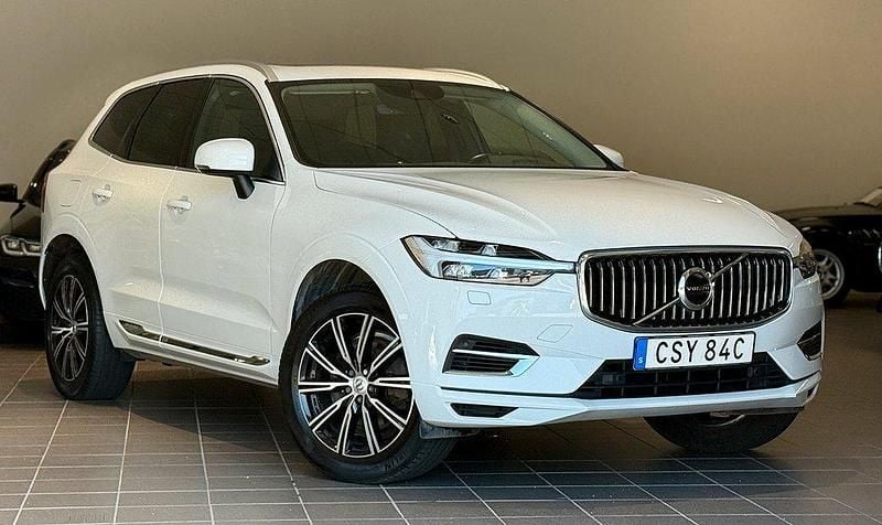 Vit Begagnad 2021 Volvo XC60 Inscription SUV | 409 900 kr (Bra pris) - Bild 1/4