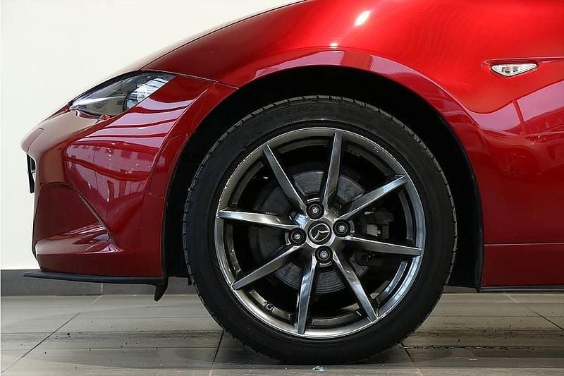 Begagnad Mazda MX5 184 HK (135 kW) 2018 Soul red crystal Cab