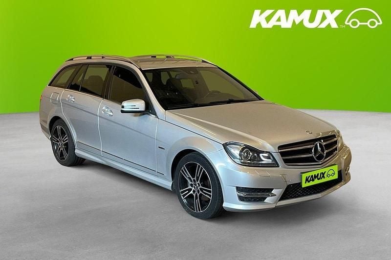 Silver (grå) Begagnad 2014 Mercedes C220 Avantgarde Kombi | 139 800 kr (Superpris) - Bild 1/3