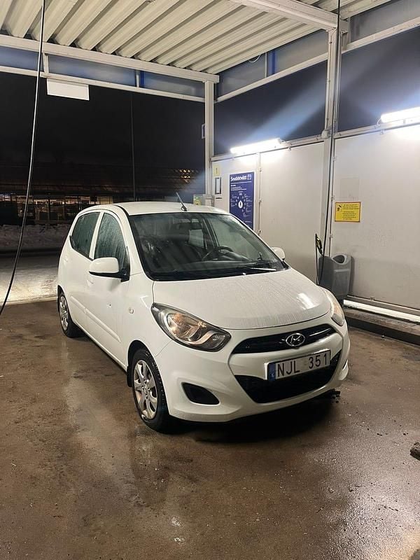Begagnad 2014 Hyundai i10 Halvkombi | 30 000 kr (Marknadspris) - Bild 1/4