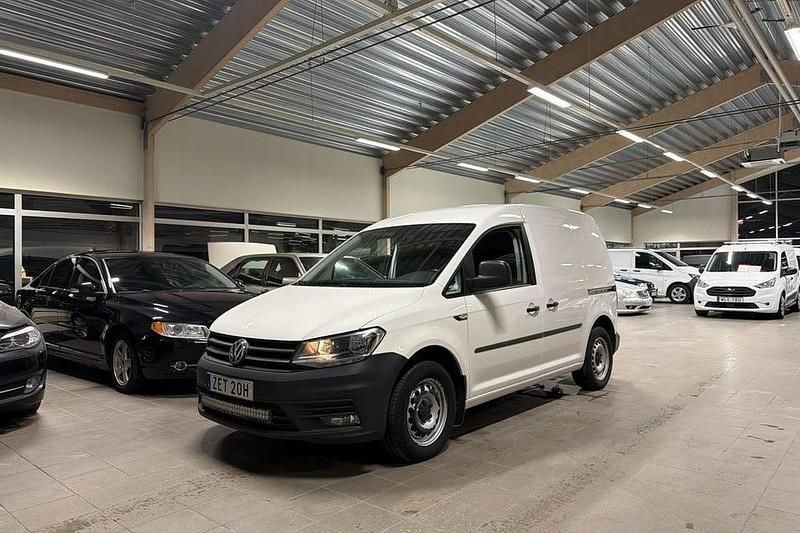 Vit Begagnad 2020 VW Caddy Minibuss | 124 900 kr (Bra pris) - Bild 1/4