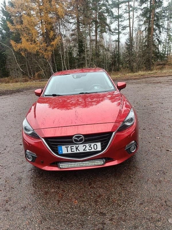 Begagnad Mazda 3 Inclusive 150 HK (110 kW) 2014 Halvkombi