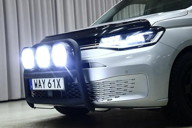 Begagnad VW Caddy Life 122 HK (89 kW) 2023 Silver Minibuss