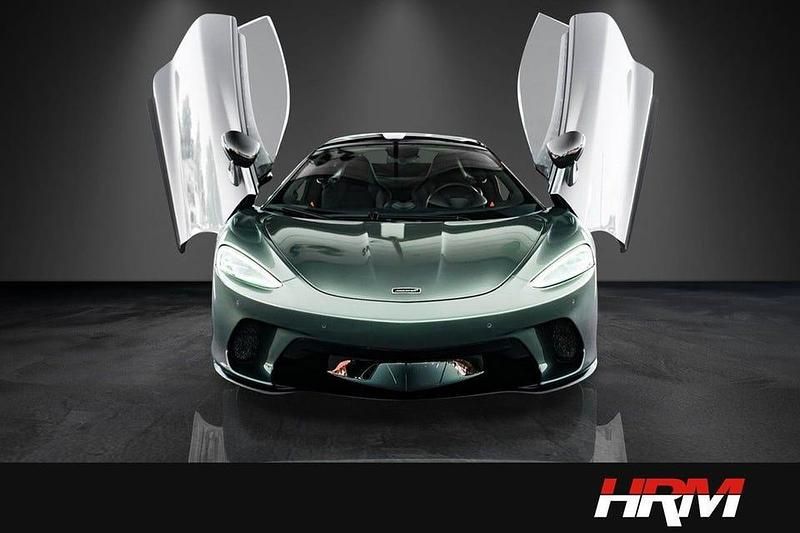 Begagnad McLaren GT 620 HK (456 kW) 2019 Mörkgrön Sportkupé