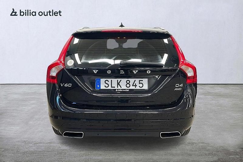 Begagnad Volvo V60 Summum 181 HK (133 kW) 2014 Svart Kombi