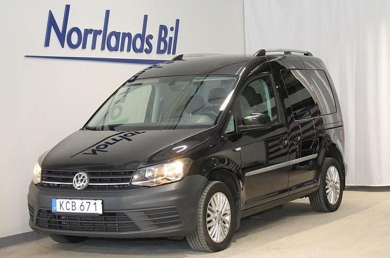 Svart Begagnad 2019 VW Caddy Minibuss | 199 900 kr - Bild 1/4