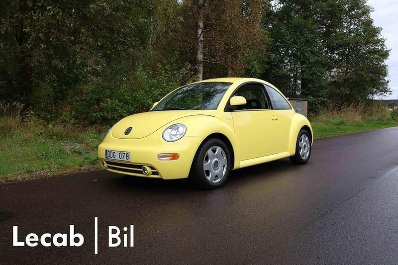 Gul Begagnad 1998 VW Beetle Sedan | 99 500 kr - Bild 1/4