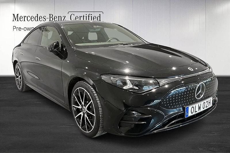 Begagnad Mercedes CLA 250+ AMG Line Premium 200 kW (272 HK) 2025 Svart Sedan