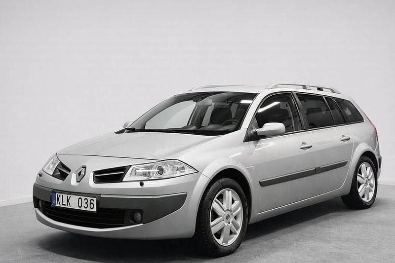 Begagnad Renault Mégane III 112 HK (82 kW) 2008 Silver