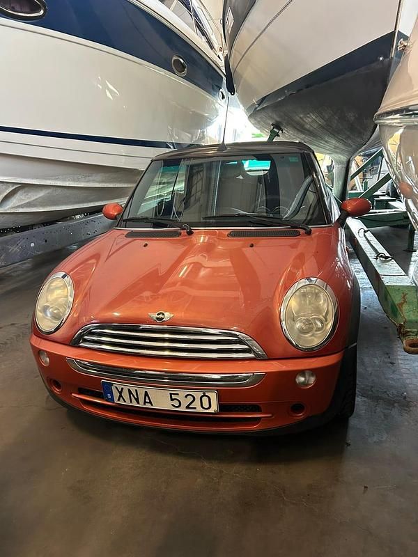 Begagnad Mini Cooper 116 HK (85 kW) 2006 Halvkombi