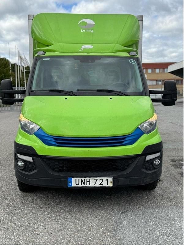 Vit Begagnad 2019 Iveco Daily | 120 000 kr - Bild 1/4