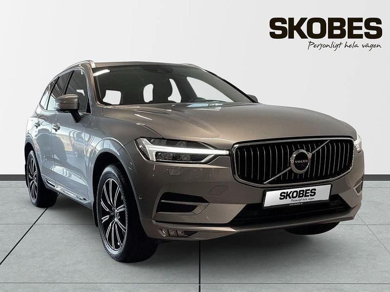 Silver Begagnad 2018 Volvo XC60 Inscription SUV | 299 400 kr (Marknadspris) - Bild 1/3