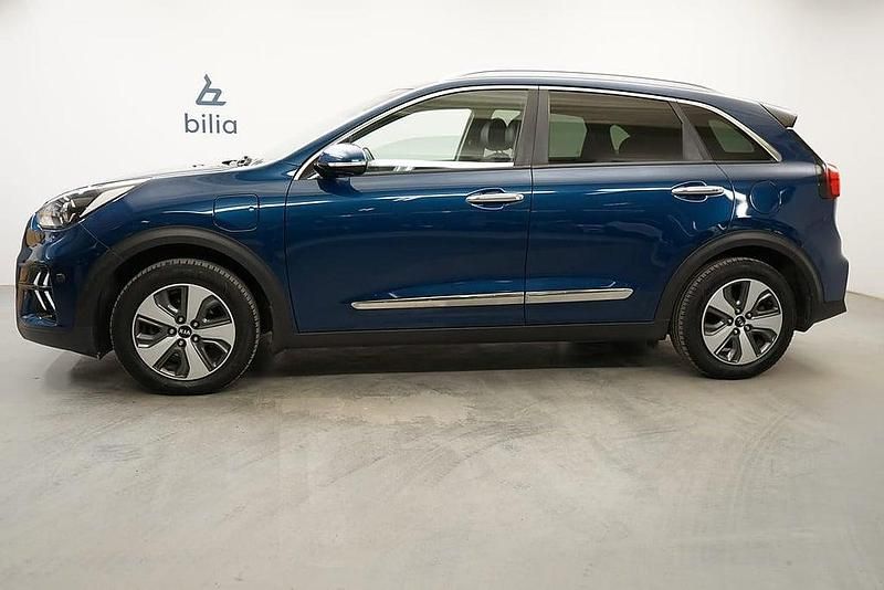 Begagnad Kia Niro Advance 105 HK (77 kW) 2019 Blå SUV