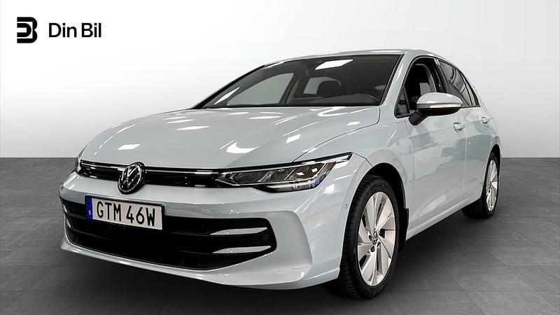 Begagnad VW Golf VIII 150 HK (110 kW) 2024 Ljusblå Kombi