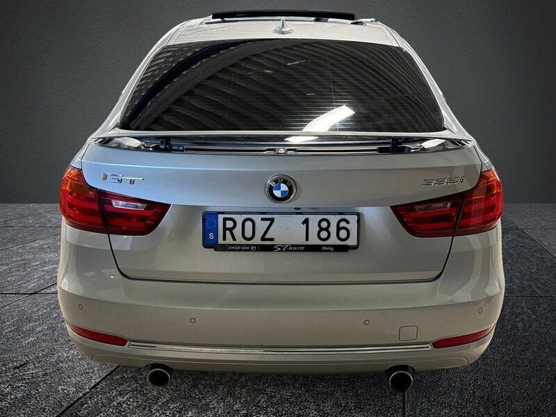 Begagnad BMW 335 Gran Turismo Luxury Line 306 HK (225 kW) 2013 Silver Halvkombi