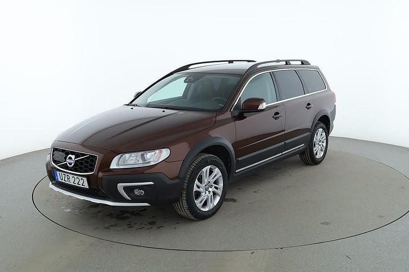 Brun Begagnad 2015 Volvo XC70 Momentum SUV | 191 000 kr (Marknadspris) - Bild 1/4