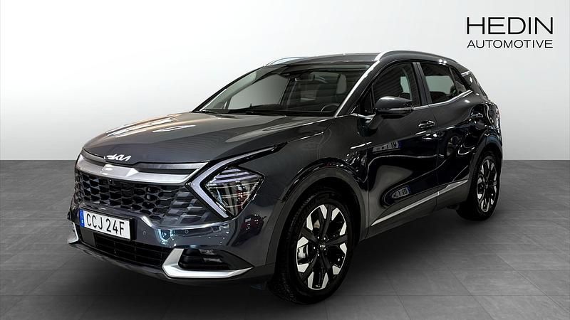 Grå Begagnad 2024 Kia Sportage Advance SUV | 429 900 kr (Lite dyr) - Bild 1/4