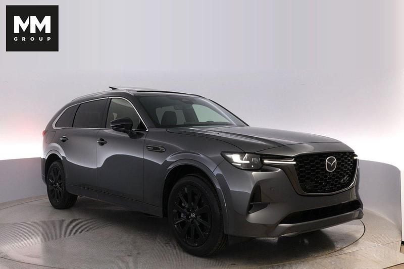 Grå (machine grey) Ny 2025 Mazda CX-80 Homura-Line SUV | 619 000 kr (Bra pris) - Bild 1/4