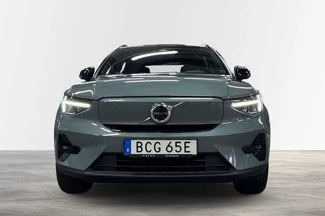 Begagnad Volvo XC40 Single Motor 175 kW (238 HK) 2023 Grå SUV