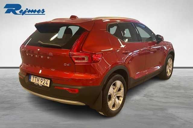 Begagnad Volvo XC40 Momentum 190 HK (139 kW) 2018 Röd SUV