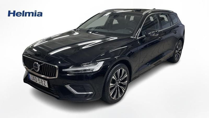 Svart Begagnad 2023 Volvo V60 Core Kombi | 349 000 kr (Bra pris) - Bild 1/4