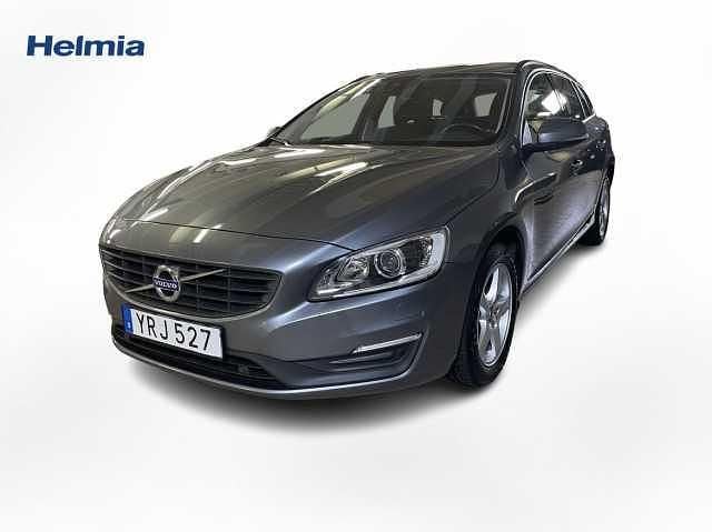 Grå Begagnad 2018 Volvo V60 Kombi | 159 900 kr (Marknadspris) - Bild 1/4