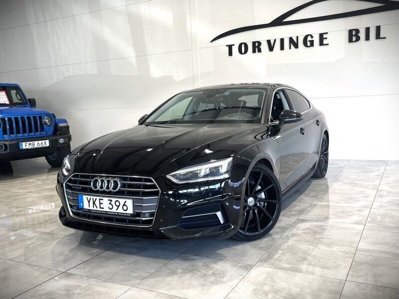 Svart Begagnad 2017 Audi A5 Sportback Halvkombi | 229 000 kr (Marknadspris) - Bild 1/4