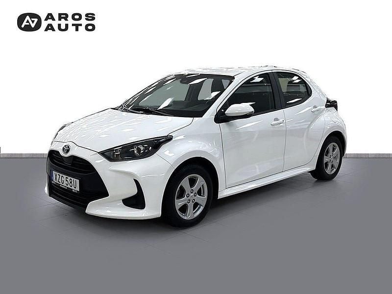 Begagnad Toyota Yaris Hybrid Active 116 HK (85 kW) 2024 Vit