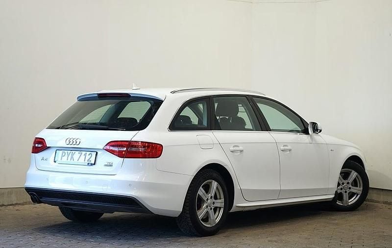 Begagnad Audi A4 S-Line 150 HK (110 kW) 2015 Vit Kombi