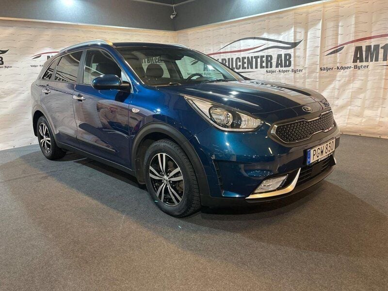 Begagnad Kia Niro EX 141 HK (103 kW) 2017 Blå SUV
