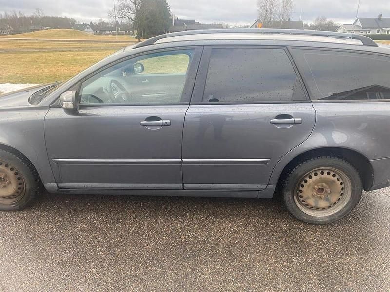 Begagnad Volvo V50 180 HK (132 kW) 2007 Kombi
