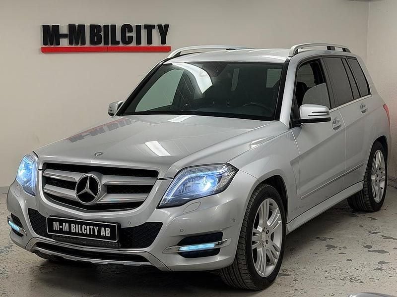Silver Begagnad 2012 Mercedes GLK220 Avantgarde SUV | 109 900 kr (Marknadspris) - Bild 1/4