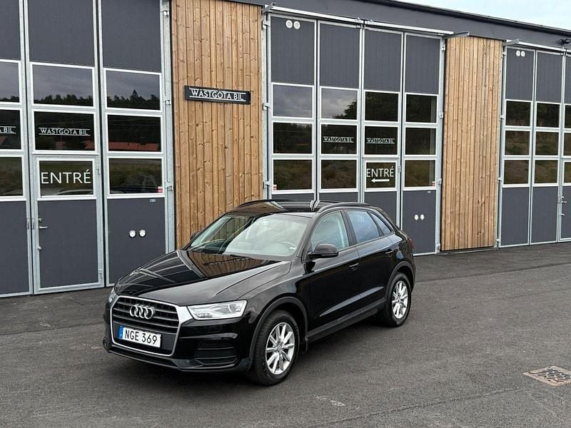 Svart Begagnad 2016 Audi Q3 Sport SUV | 159 900 kr (Marknadspris) - Bild 1/4