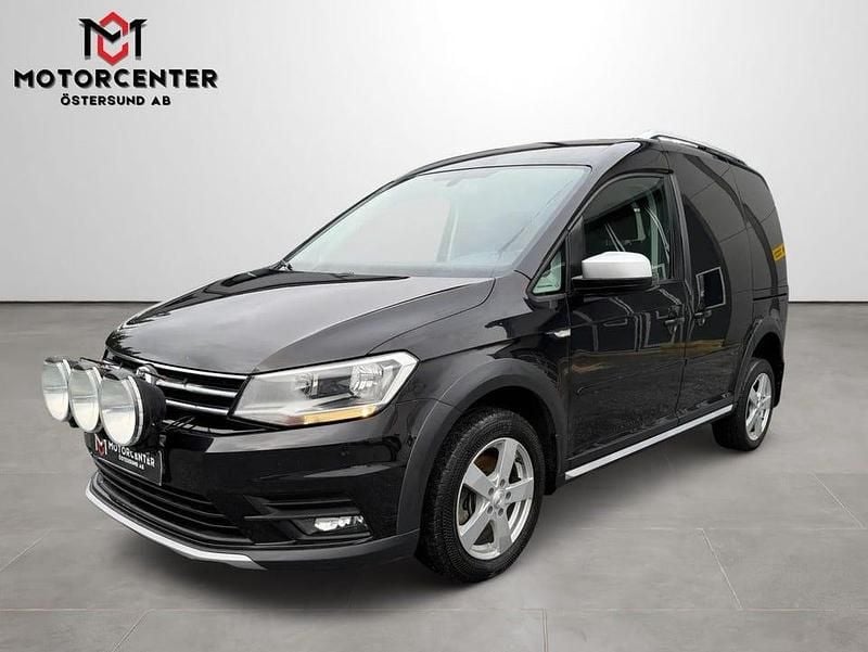 Begagnad VW Caddy 122 HK (89 kW) 2018 Svart Minibuss