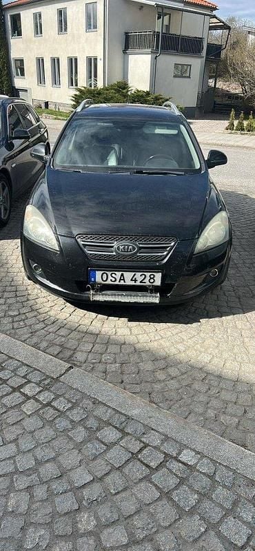Svart Begagnad 2008 Kia Ceed Sportswagon 4 Kombi | 20 000 kr (Superpris) - Bild 1/3
