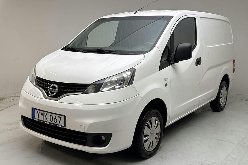 Vit Begagnad 2017 Nissan NV200 Van | 65 000 kr (Bra pris) - Bild 1/4