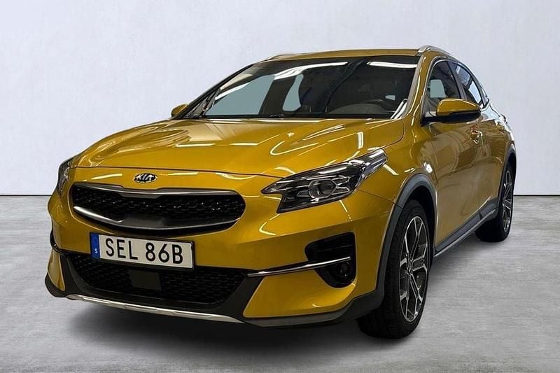 Gul Begagnad 2019 Kia XCeed SUV | 224 900 kr (Marknadspris) - Bild 1/4